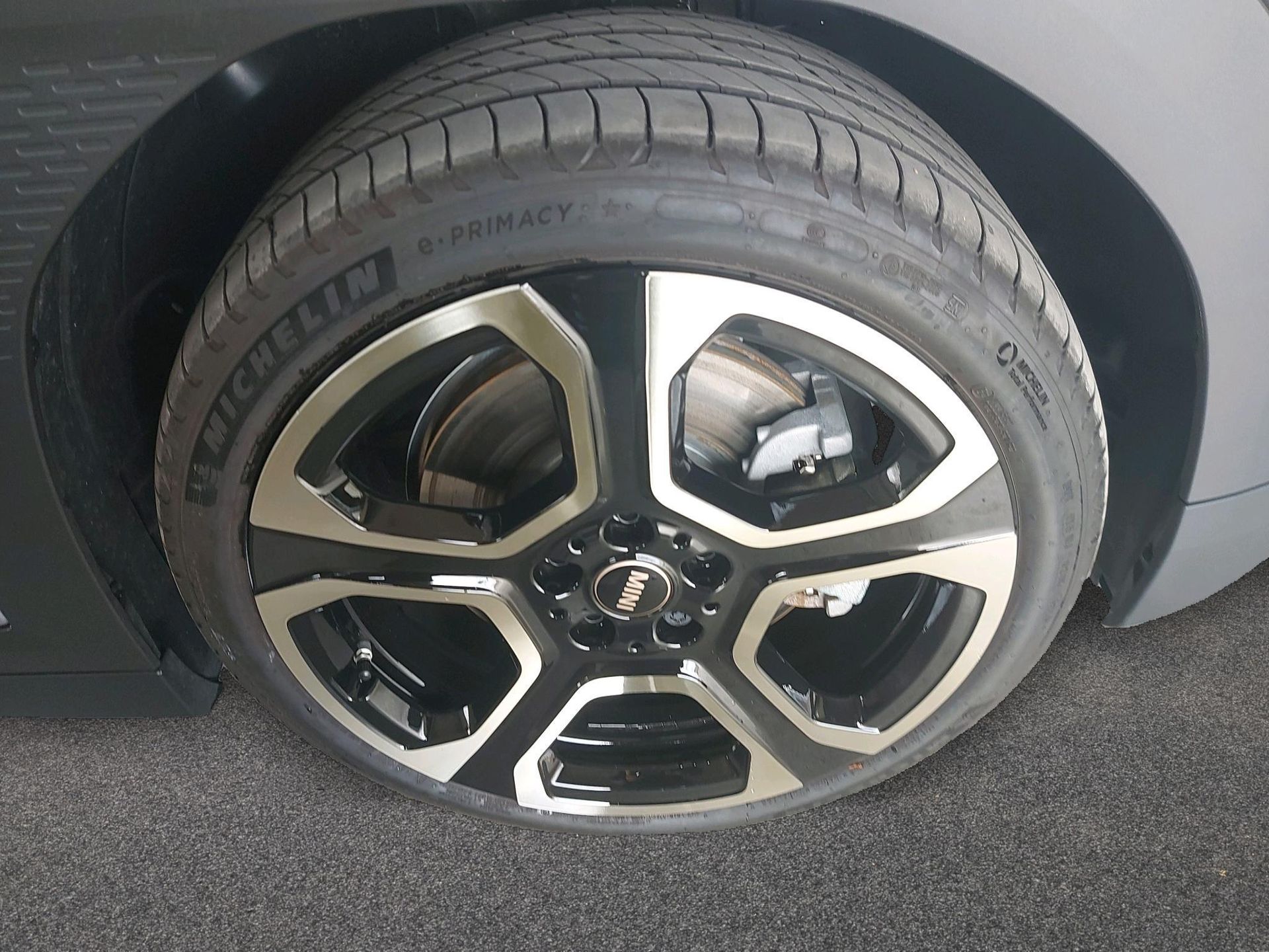 fotoG 14 del MINI MINI Aceman SE 160 kW (218 CV) 218cv Eléctrico del 2025 en Madrid