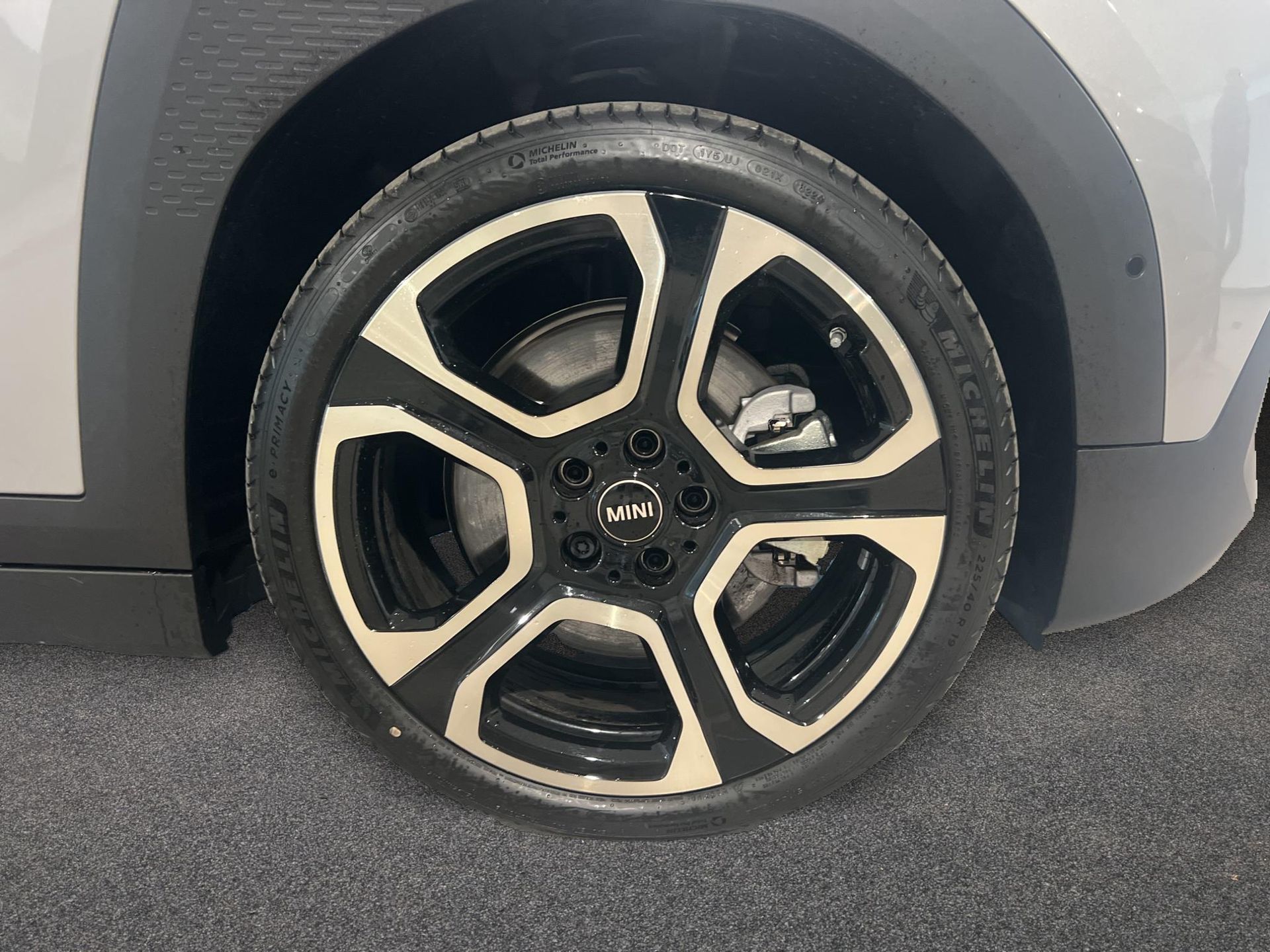 fotoG 13 del Mini MINI Aceman SE 218cv Eléctrico del 2025 en Madrid