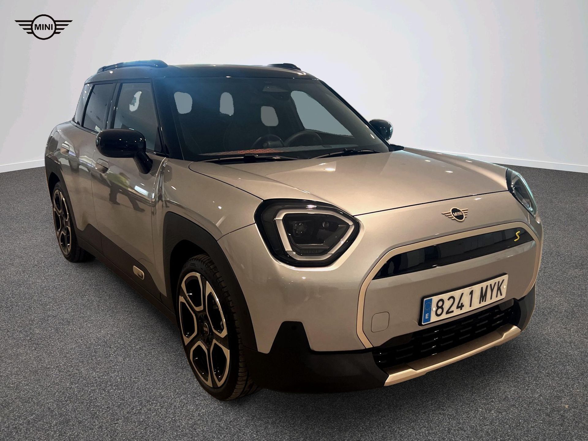 fotoG 15 del Mini MINI Aceman SE 218cv Eléctrico del 2025 en Madrid