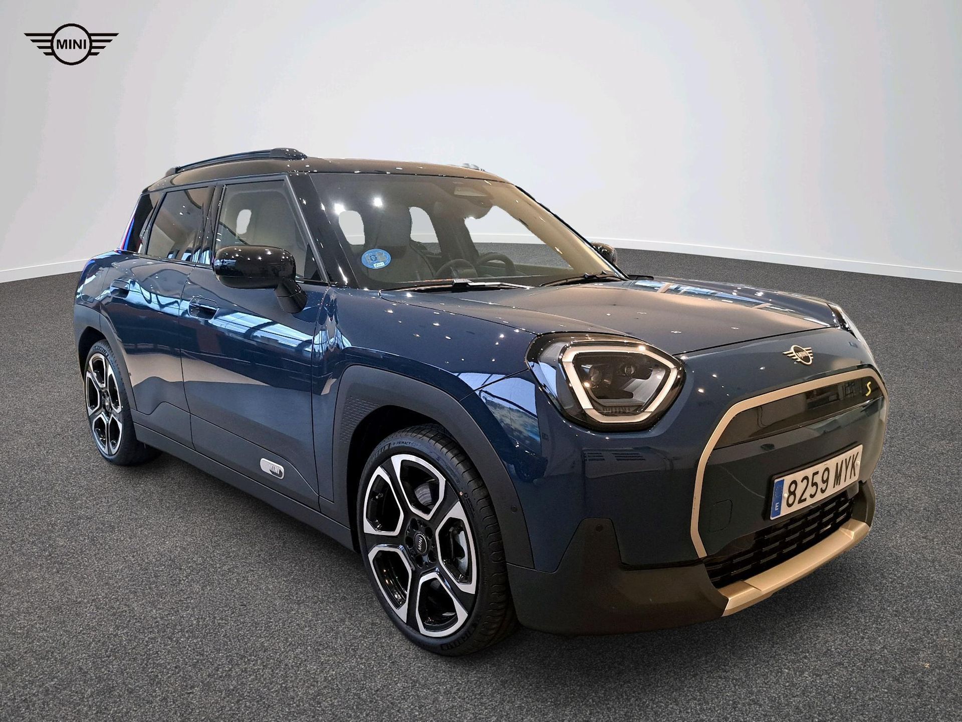 fotoG 15 del Mini MINI Aceman SE 218cv Eléctrico del 2025 en Madrid