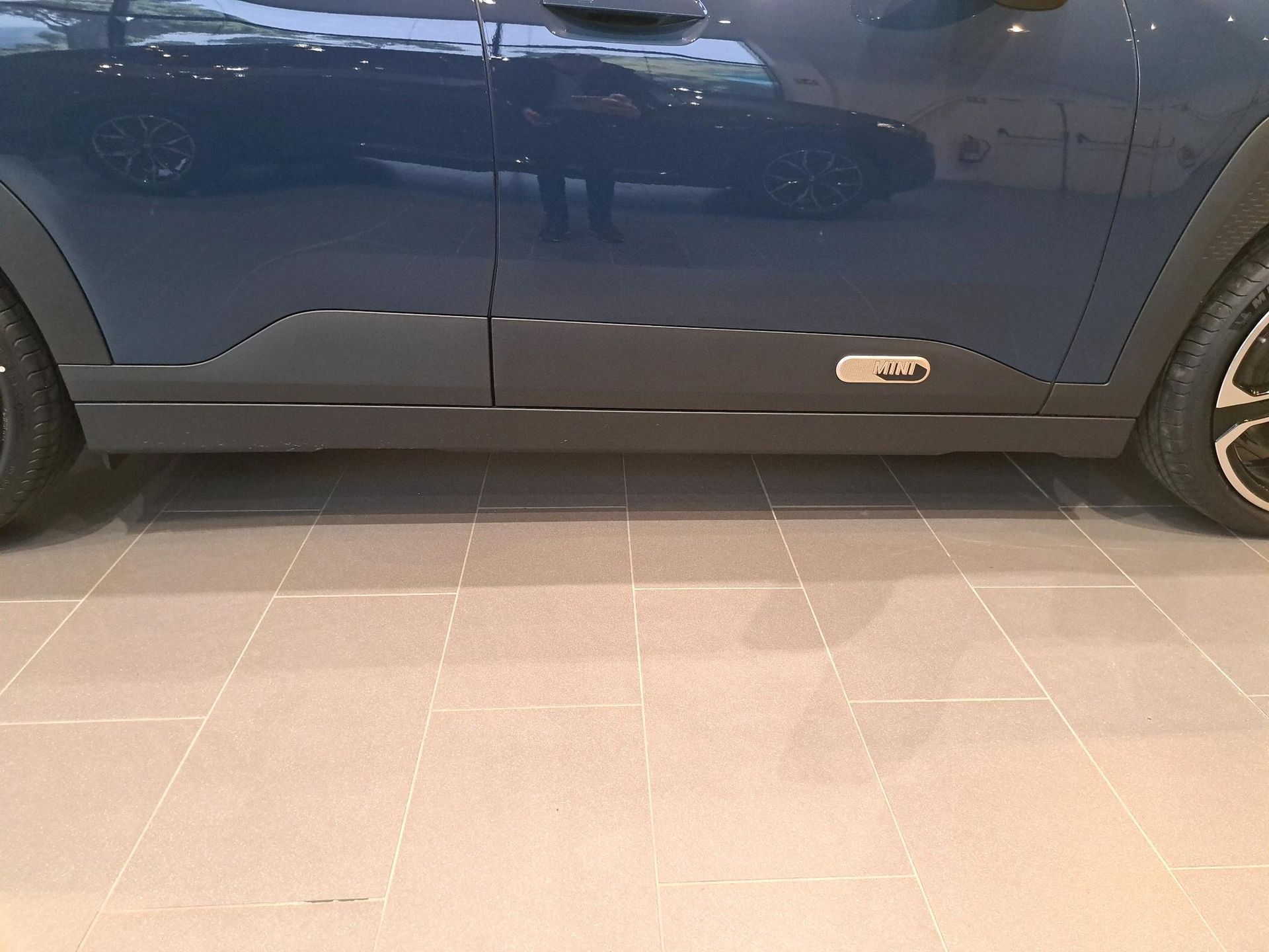 fotoG 17 del Mini MINI Aceman SE 218cv Eléctrico del 2025 en Madrid