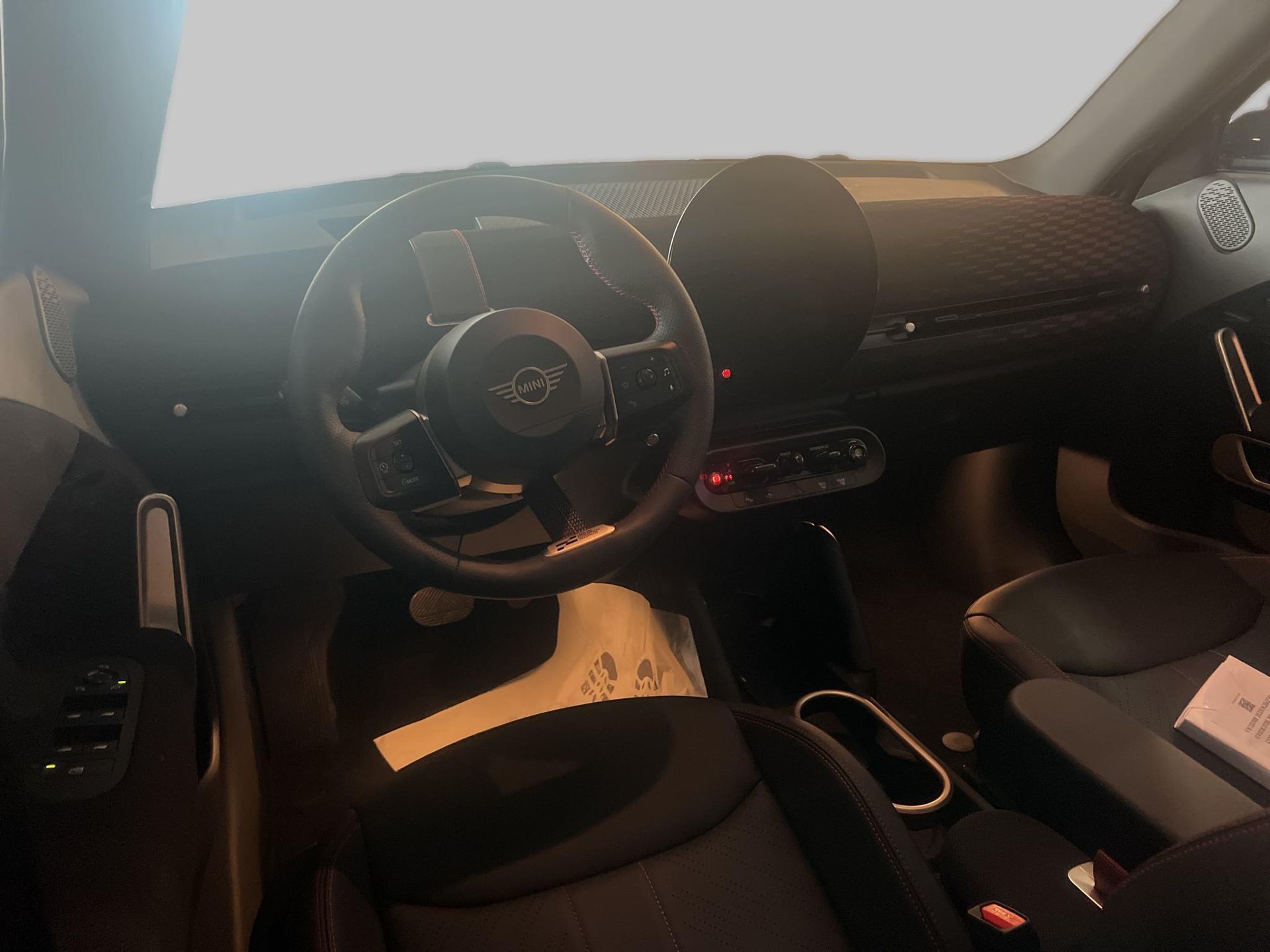 fotoG 7 del MINI MINI Aceman SE 160 kW (218 CV) 218cv Eléctrico del 2025 en Madrid