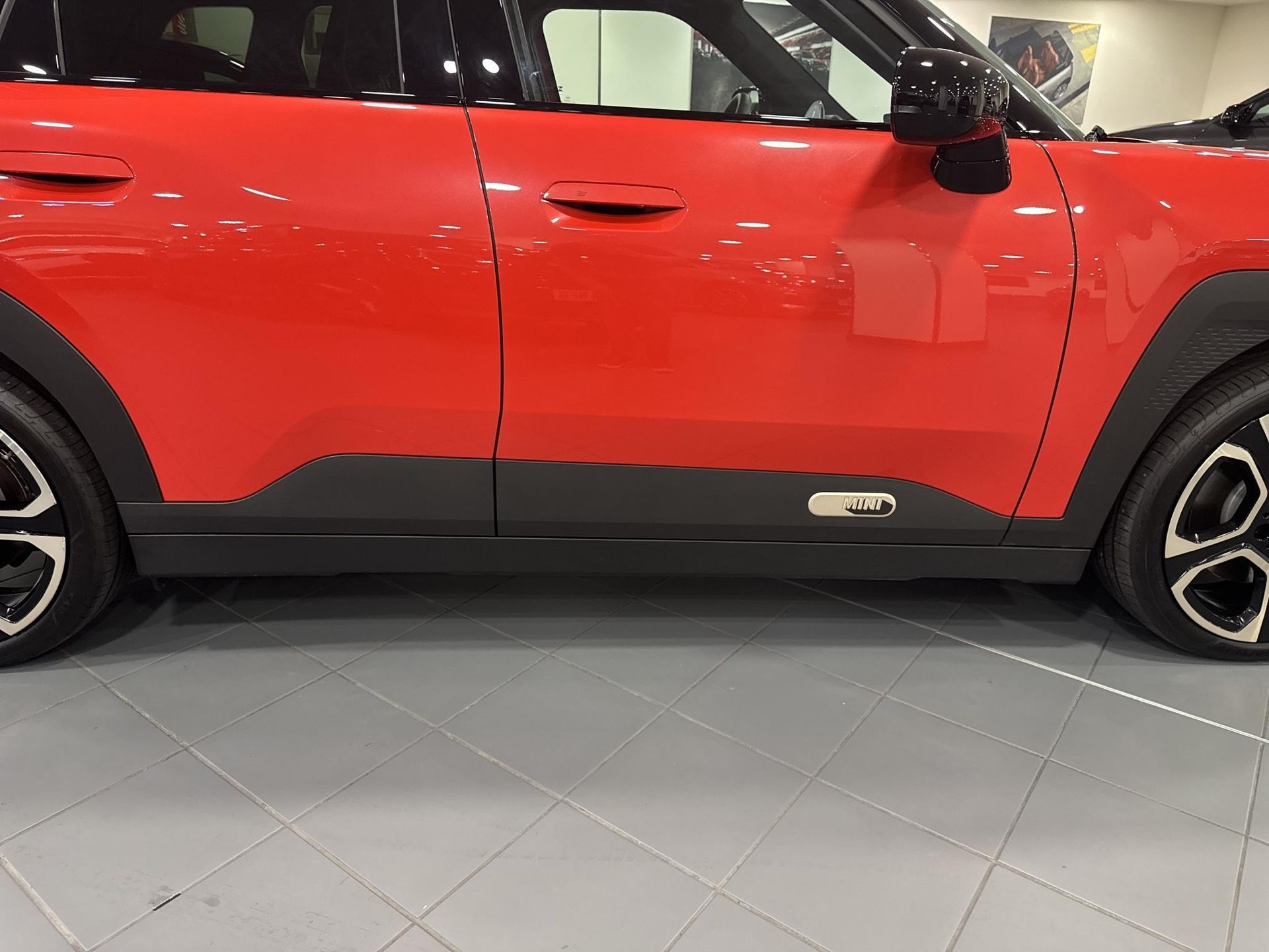 fotoG 16 del MINI MINI Aceman SE 160 kW (218 CV) 218cv Eléctrico del 2025 en Madrid