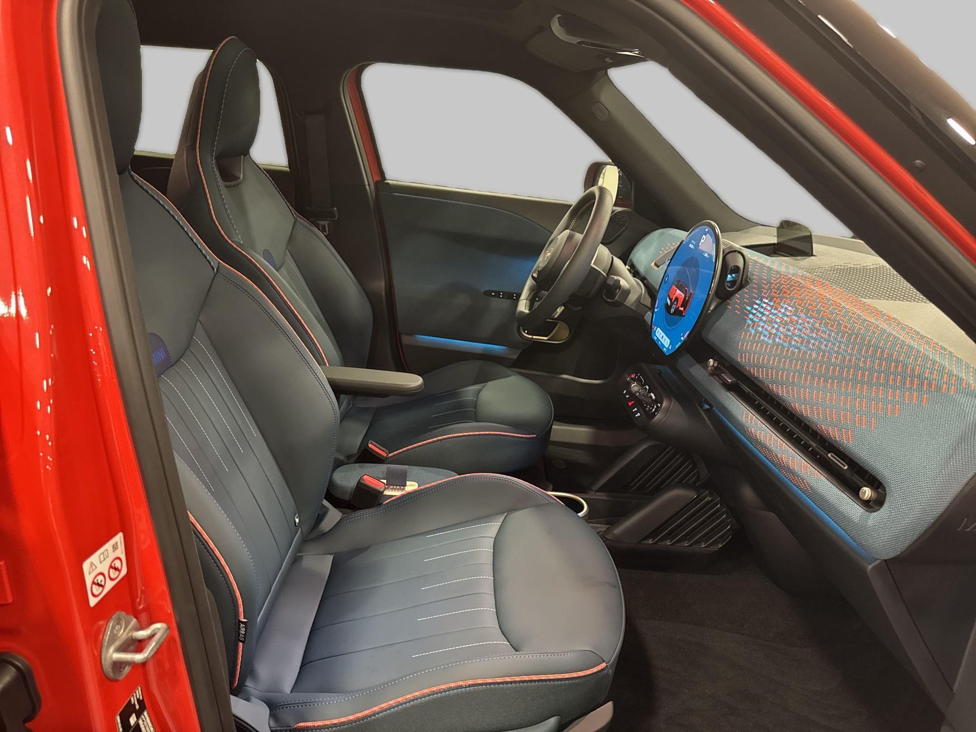 fotoG 8 del MINI MINI Aceman SE 160 kW (218 CV) 218cv Eléctrico del 2025 en Madrid