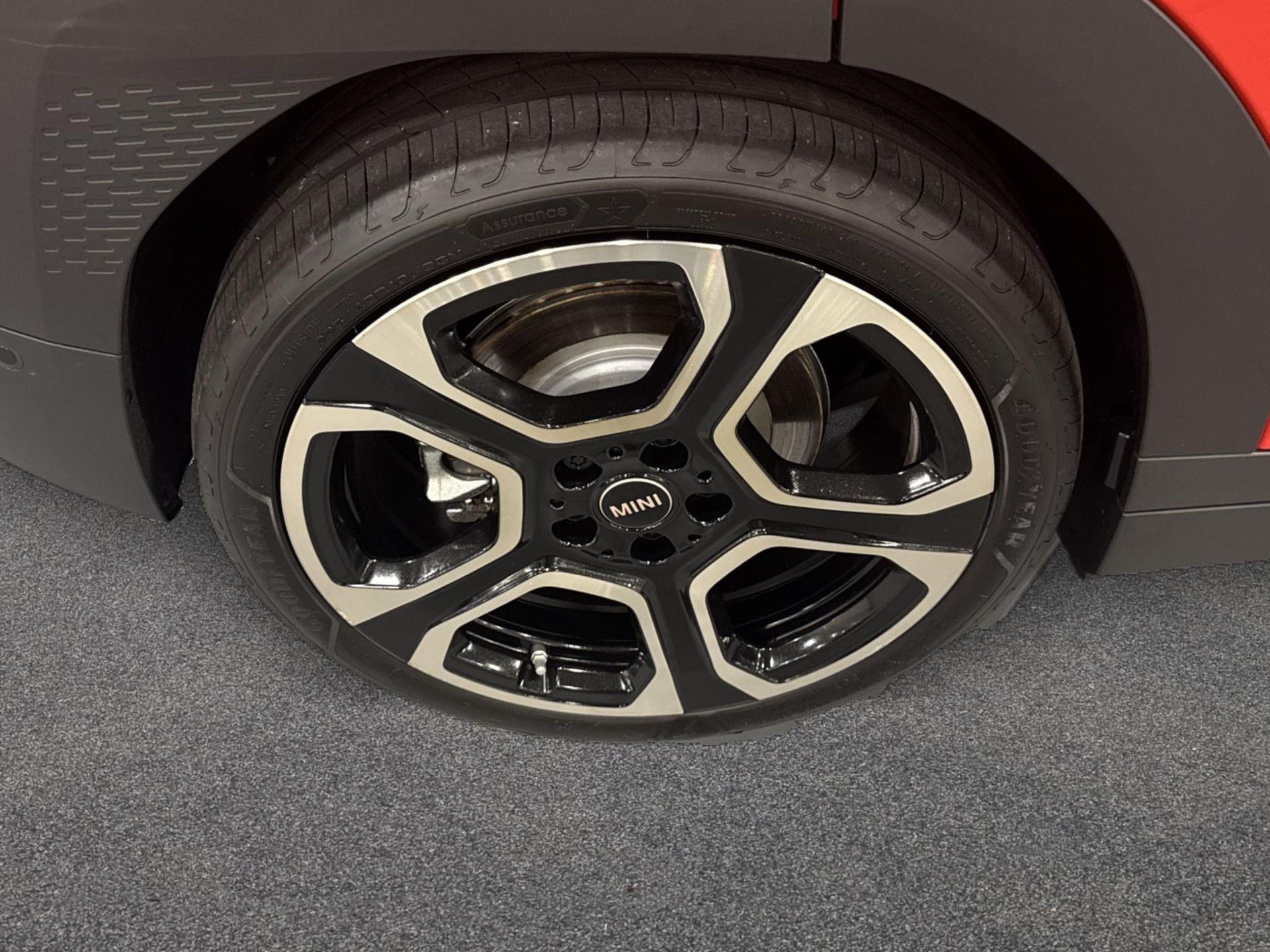 fotoG 14 del MINI MINI Aceman SE 160 kW (218 CV) 218cv Eléctrico del 2025 en Madrid