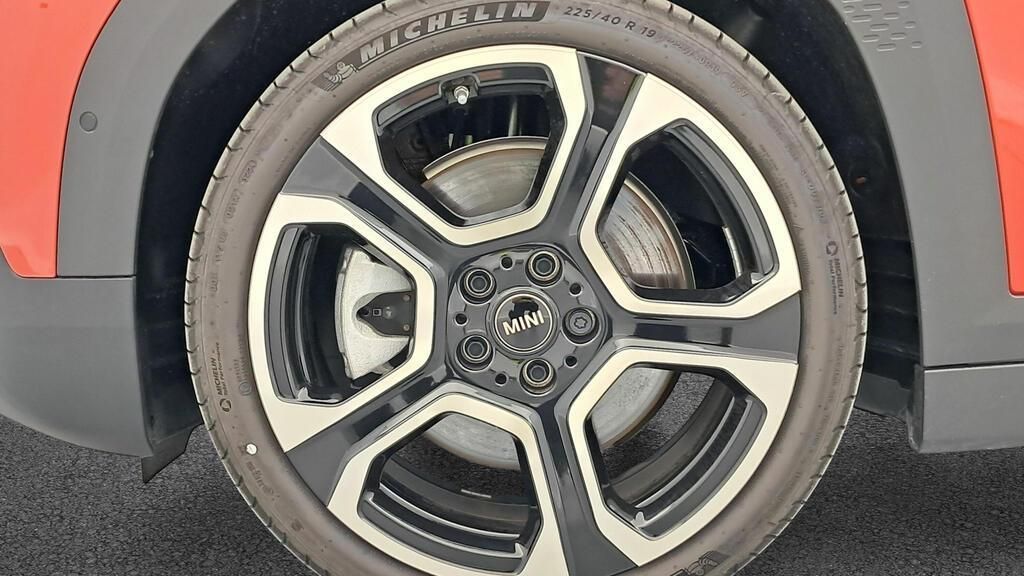 fotoG 12 del Mini MINI Aceman SE 218cv Eléctrico del 2025 en Madrid