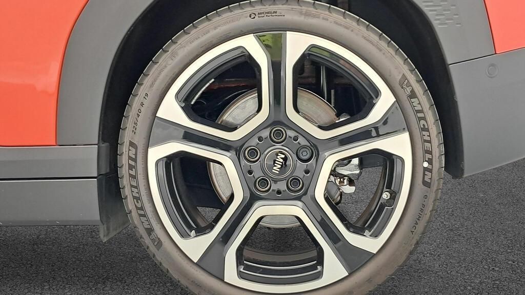 fotoG 13 del Mini MINI Aceman SE 218cv Eléctrico del 2025 en Madrid