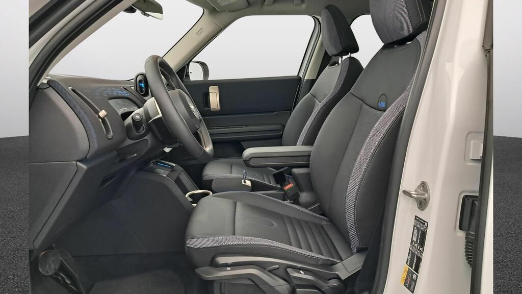 fotoG 8 del MINI MINI Countryman SE ALL4 230 kW (313 CV) 313cv Eléctrico del 2025 en Madrid