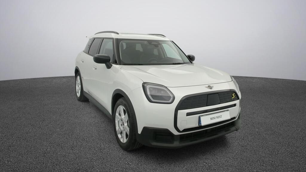 fotoG 15 del MINI MINI Countryman SE ALL4 230 kW (313 CV) 313cv Eléctrico del 2025 en Madrid