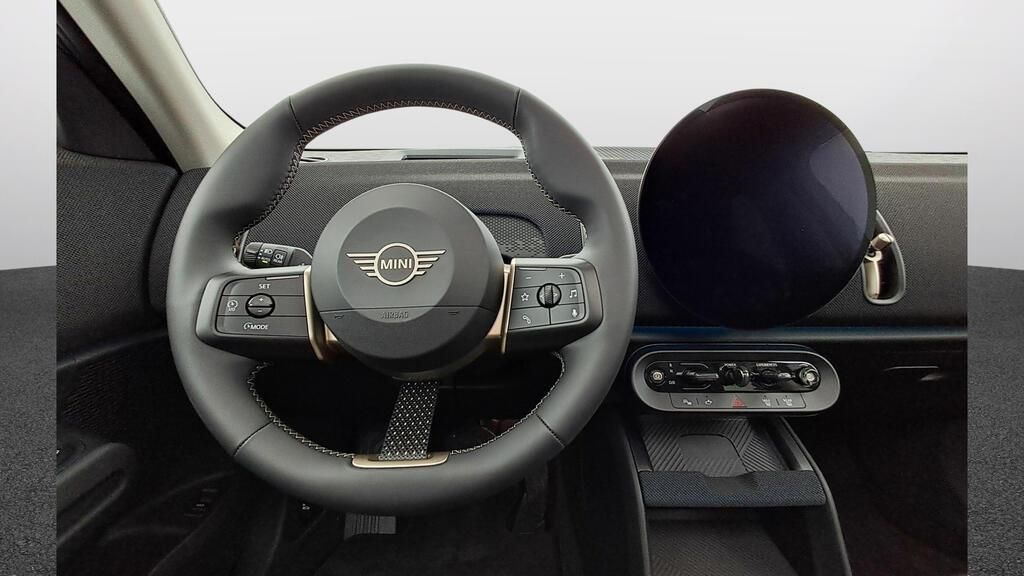 fotoG 7 del MINI MINI Countryman SE ALL4 230 kW (313 CV) 313cv Eléctrico del 2025 en Madrid