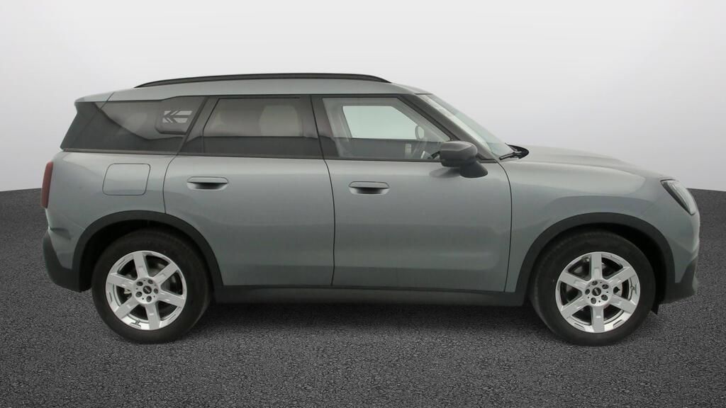 fotoG 3 del MINI MINI Countryman D 120 kW (163 CV) 163cv Diésel del 2025 en Madrid