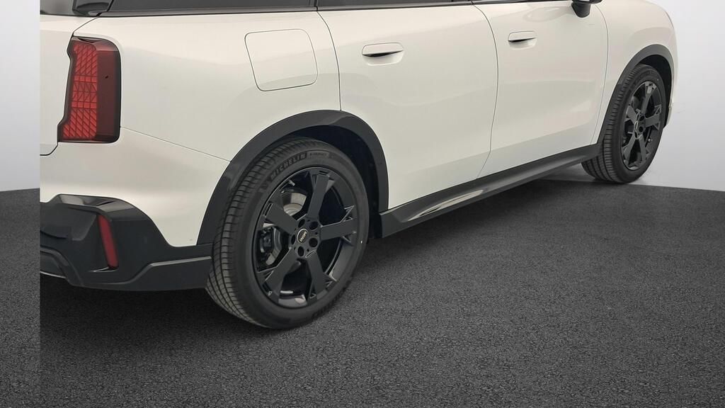 fotoG 17 del Mini MINI Countryman SE ALL4 313cv Eléctrico del 2025 en Madrid