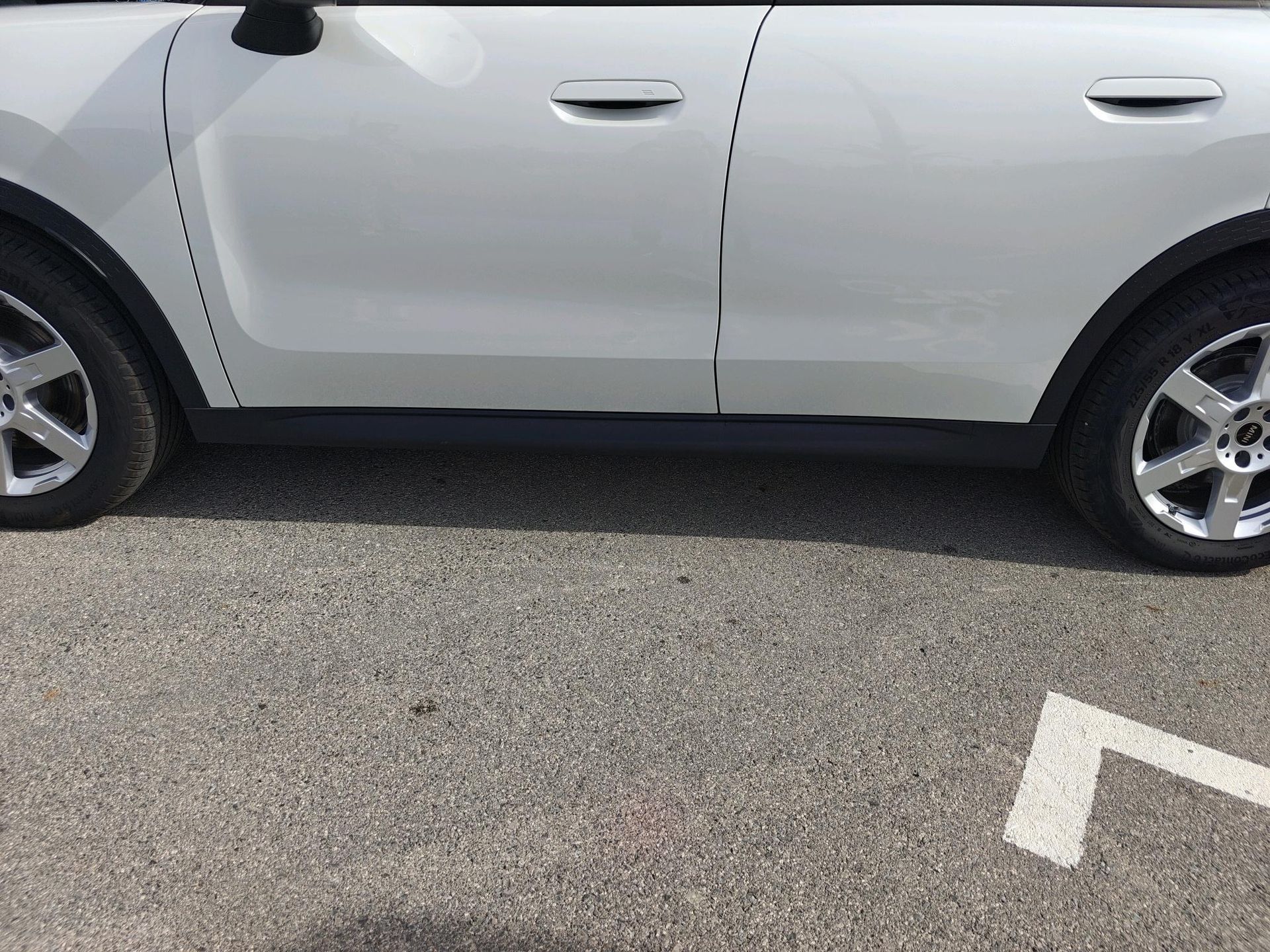 fotoG 16 del MINI MINI Countryman SE ALL4 230 kW (313 CV) 313cv Eléctrico del 2025 en Madrid