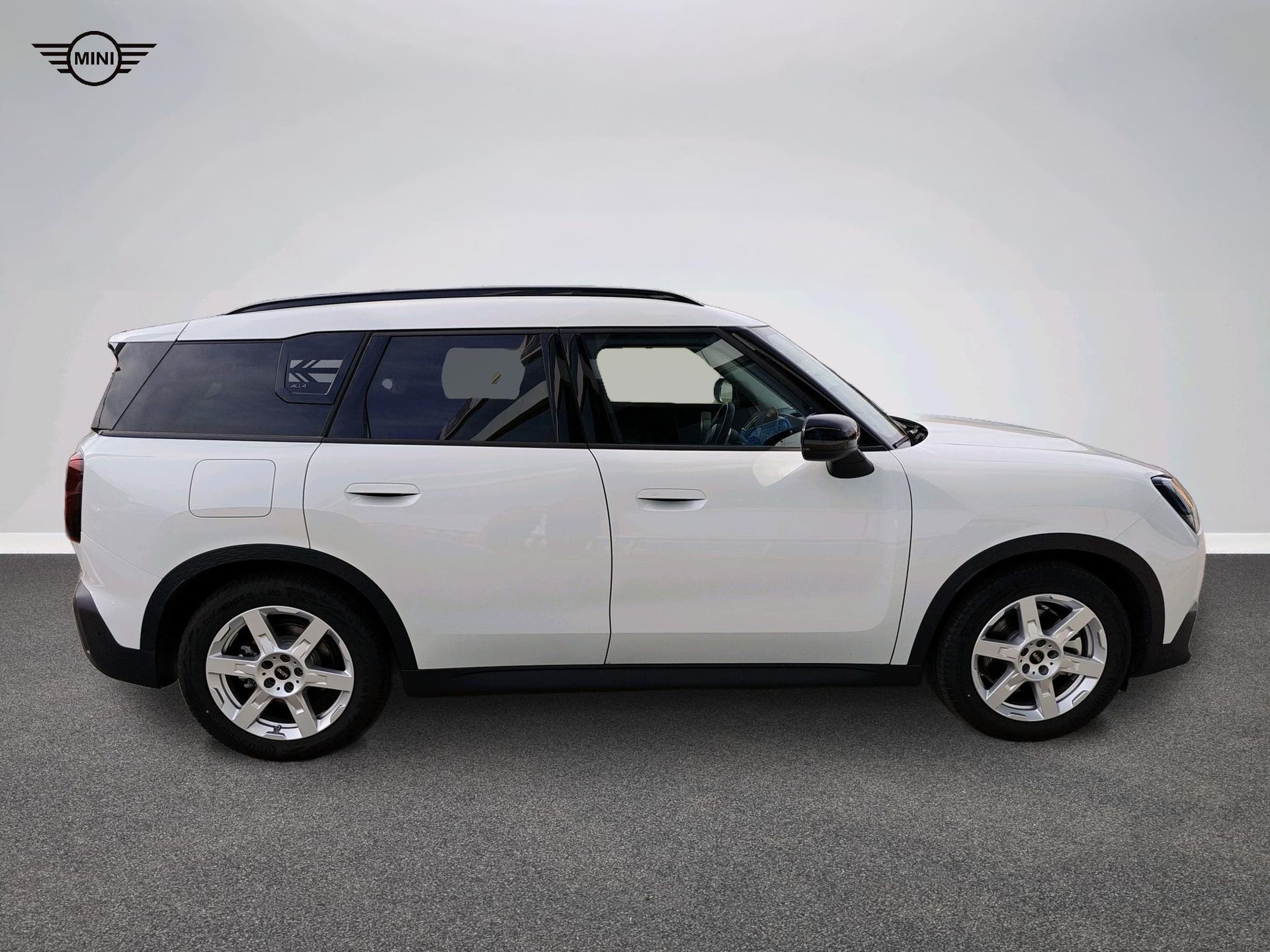 fotoG 3 del MINI MINI Countryman SE ALL4 230 kW (313 CV) 313cv Eléctrico del 2025 en Madrid