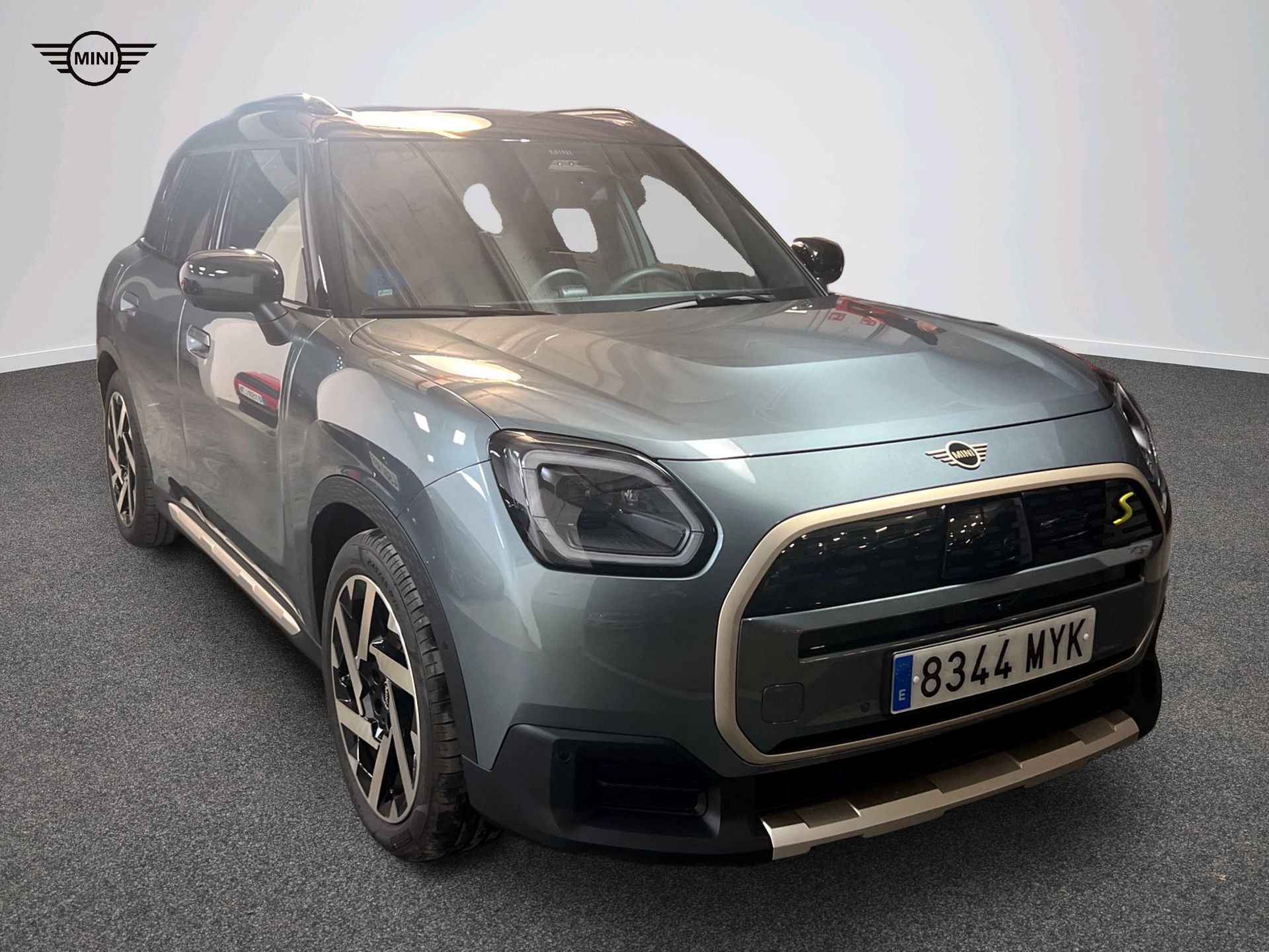 fotoG 15 del MINI MINI Countryman SE ALL4 230 kW (313 CV) 313cv Eléctrico del 2025 en Madrid