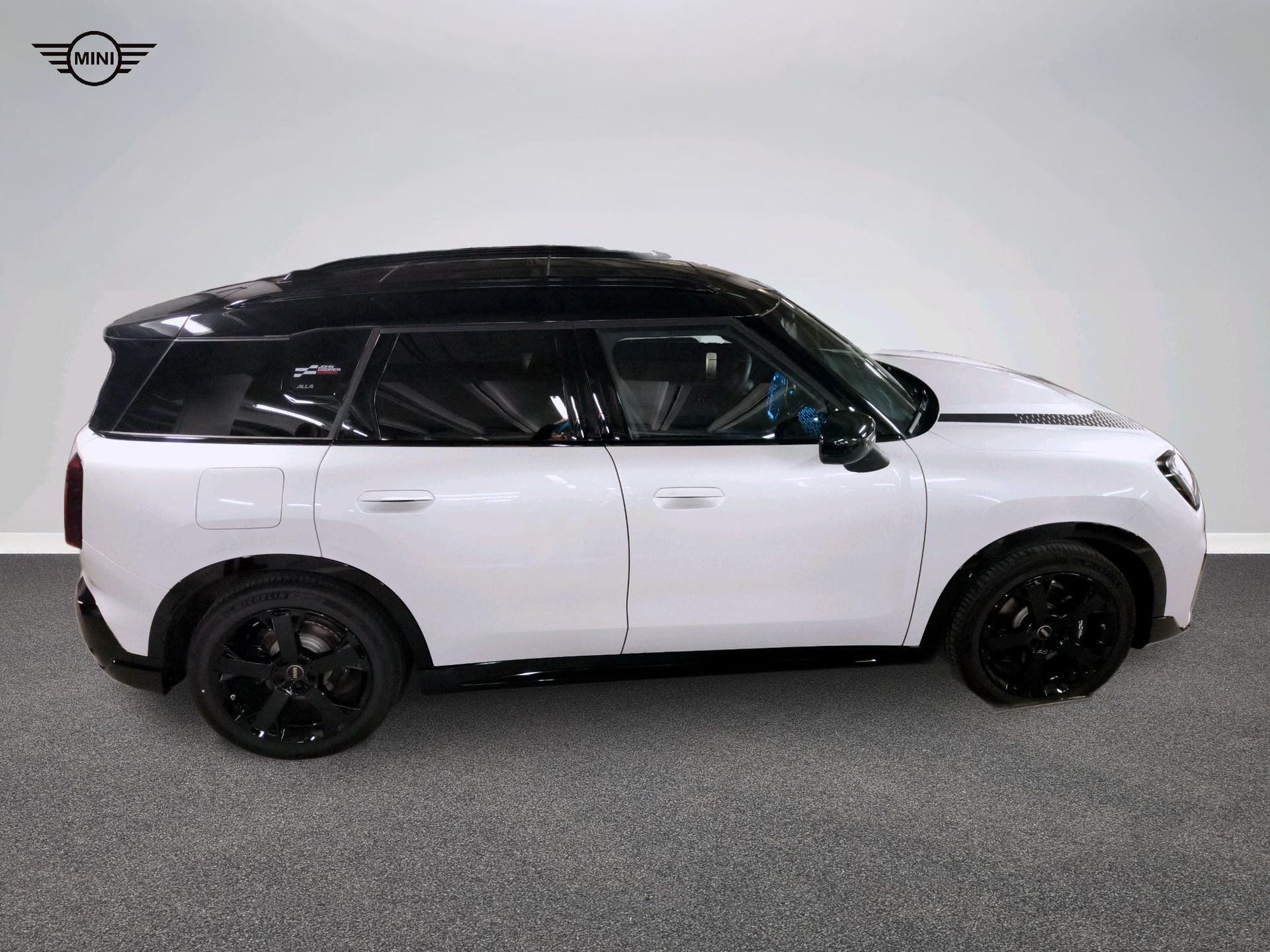 Fotos de MINI Countryman SE ALL4 230 kW (313 CV)