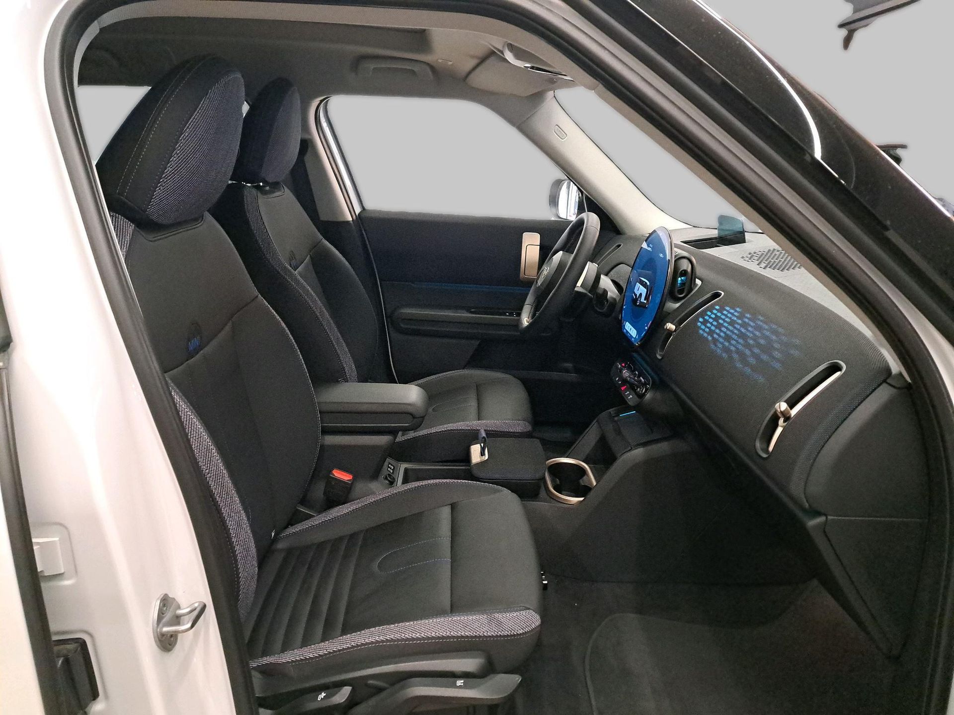 fotoG 8 del MINI MINI Countryman SE ALL4 230 kW (313 CV) 313cv Eléctrico del 2025 en Madrid