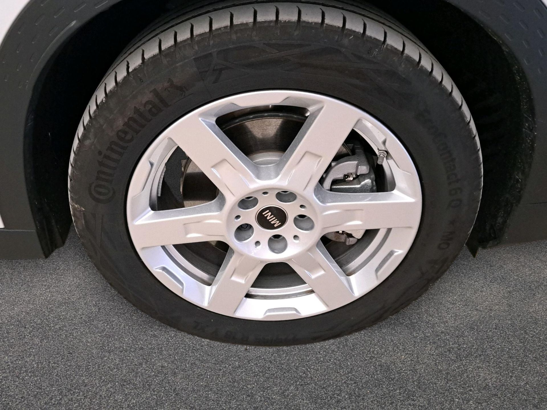 fotoG 14 del MINI MINI Countryman SE ALL4 230 kW (313 CV) 313cv Eléctrico del 2025 en Madrid