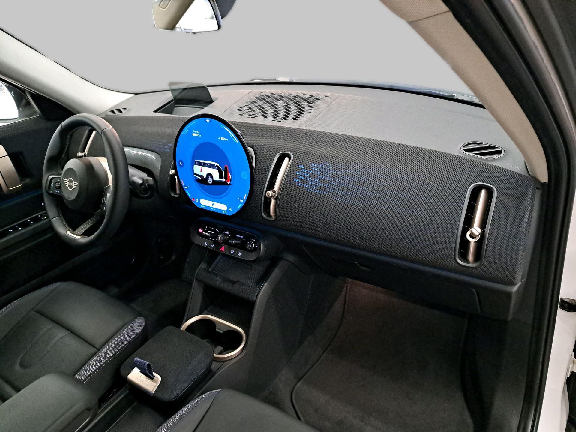 fotoG 7 del MINI MINI Countryman SE ALL4 230 kW (313 CV) 313cv Eléctrico del 2025 en Madrid