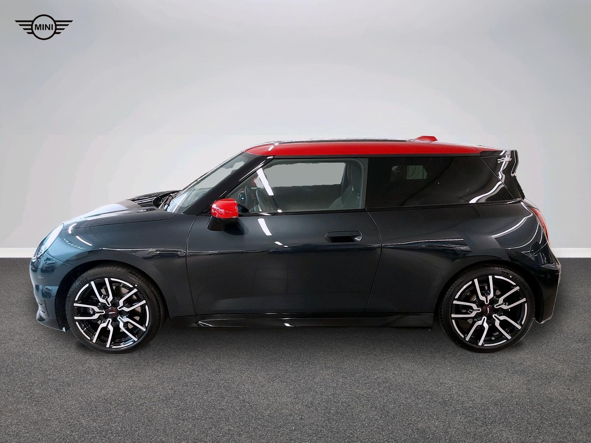 fotoG 3 del Mini MINI Cooper Eléctrico MINI Cooper E 184cv Eléctrico del 2025 en Madrid