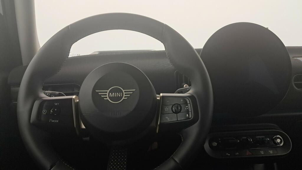 fotoG 7 del MINI MINI Cooper 5 Puertas S 150 kW (204 CV) 204cv Gasolina del 2025 en Madrid