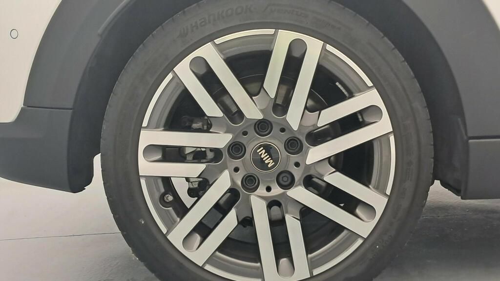 fotoG 15 del MINI MINI Cooper 5 Puertas S 150 kW (204 CV) 204cv Gasolina del 2025 en Madrid