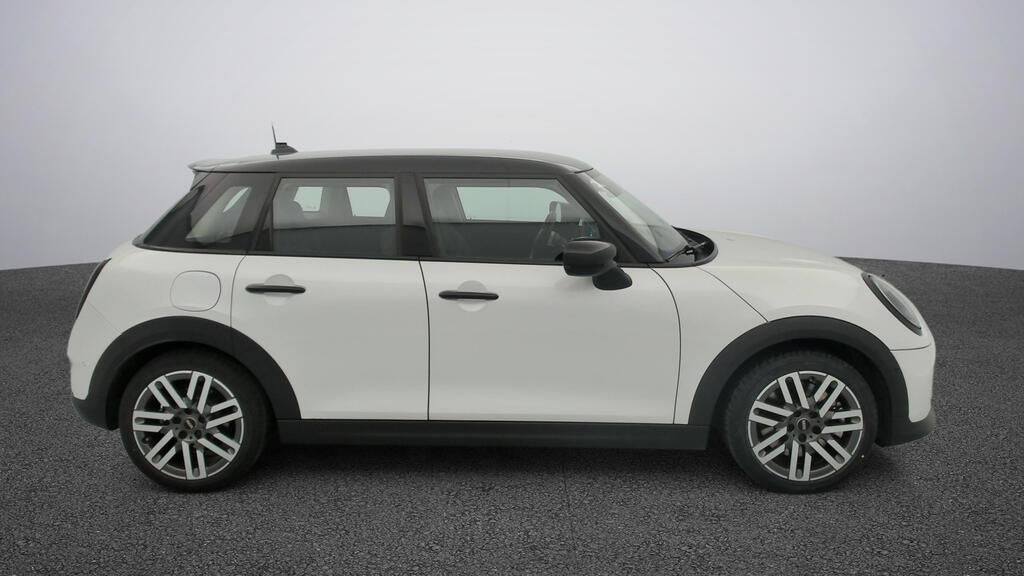 fotoG 3 del MINI MINI Cooper 5 Puertas S 150 kW (204 CV) 204cv Gasolina del 2025 en Madrid