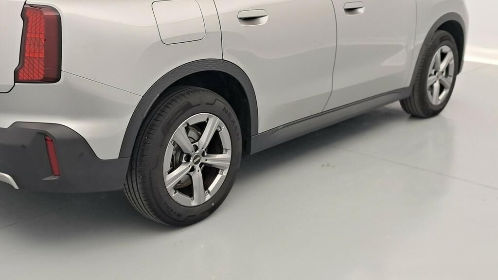 fotoG 18 del MINI MINI Countryman C 125 kW (170 CV) 170cv Gasolina del 2025 en Madrid