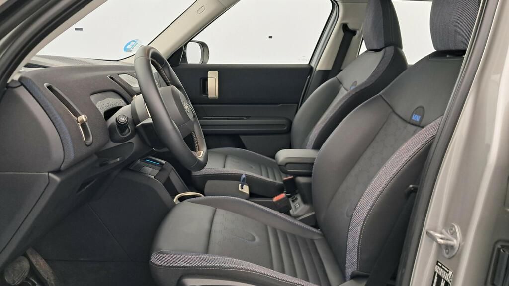 fotoG 8 del MINI MINI Countryman C 125 kW (170 CV) 170cv Gasolina del 2025 en Madrid