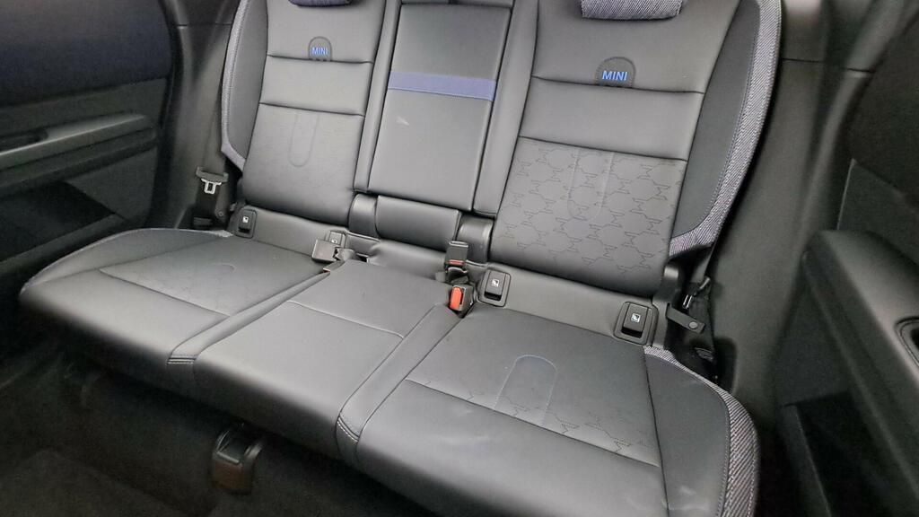 fotoG 9 del MINI MINI Countryman C 125 kW (170 CV) 170cv Gasolina del 2025 en Madrid