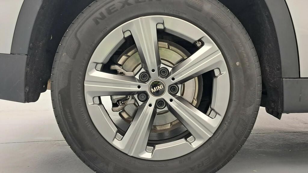 fotoG 15 del MINI MINI Countryman C 125 kW (170 CV) 170cv Gasolina del 2025 en Madrid