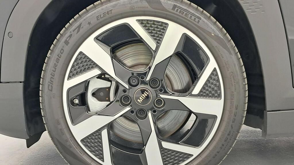 fotoG 15 del MINI MINI Aceman SE 160 kW (218 CV) 218cv Eléctrico del 2025 en Madrid