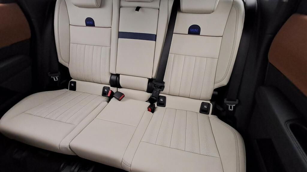 fotoG 9 del MINI MINI Countryman C 125 kW (170 CV) 170cv Gasolina del 2025 en Madrid