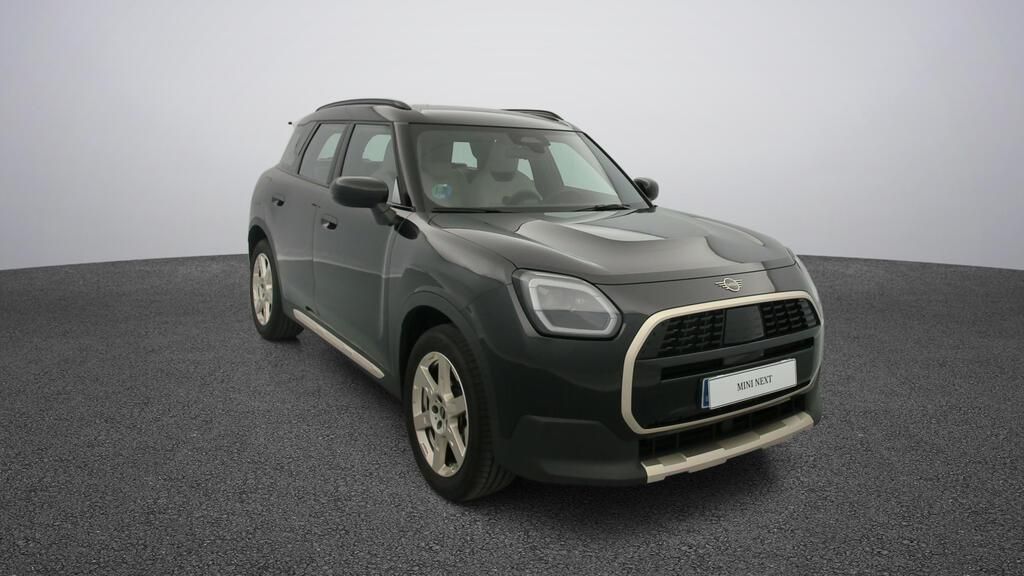 fotoG 16 del MINI MINI Countryman C 125 kW (170 CV) 170cv Gasolina del 2025 en Madrid