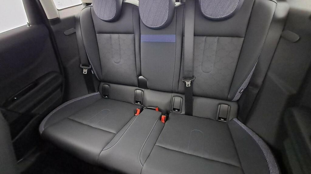 fotoG 9 del MINI MINI Cooper 5 Puertas S 150 kW (204 CV) 204cv Gasolina del 2025 en Madrid