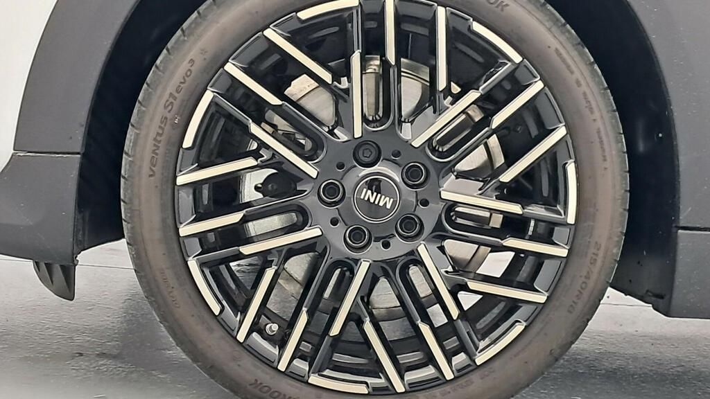 fotoG 11 del MINI MINI Cooper Cabrio C 120 kW (163 CV) 163cv Gasolina del 2025 en Madrid