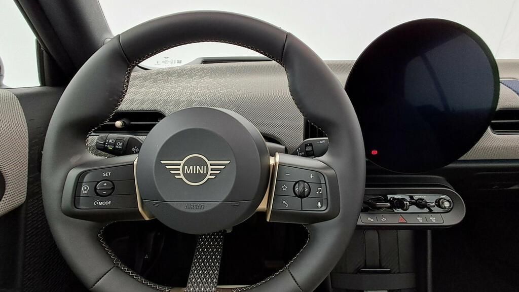 fotoG 7 del MINI MINI Cooper Cabrio C 120 kW (163 CV) 163cv Gasolina del 2025 en Madrid