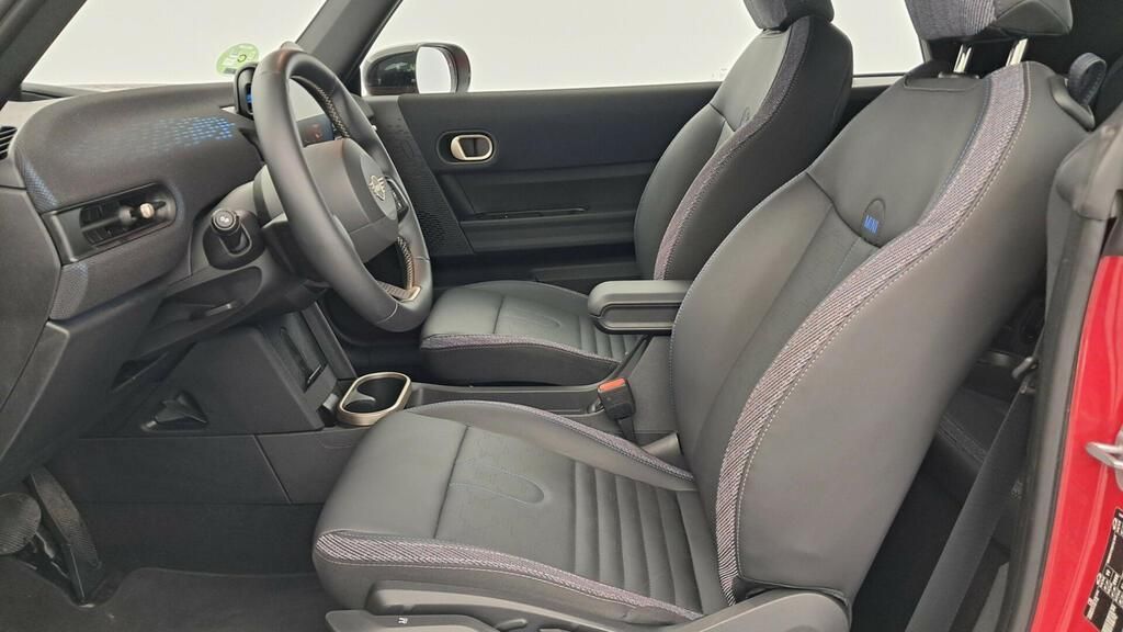 fotoG 8 del MINI MINI Cooper Cabrio C 120 kW (163 CV) 163cv Gasolina del 2025 en Madrid