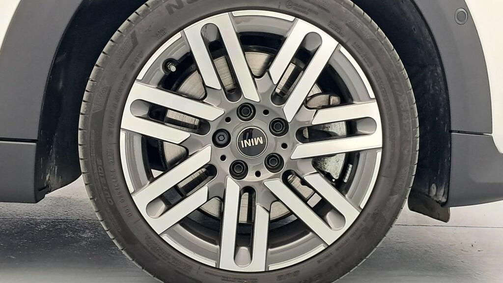 fotoG 15 del MINI MINI Cooper 5 Puertas S 150 kW (204 CV) 204cv Gasolina del 2025 en Madrid