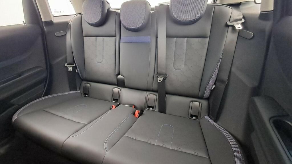 fotoG 9 del MINI MINI Cooper 5 Puertas S 150 kW (204 CV) 204cv Gasolina del 2025 en Madrid