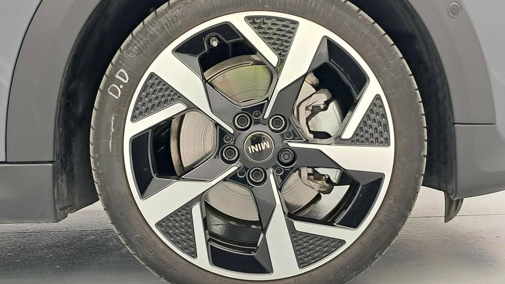 fotoG 13 del MINI MINI Cooper Cabrio C 120 kW (163 CV) 163cv Gasolina del 2025 en Madrid