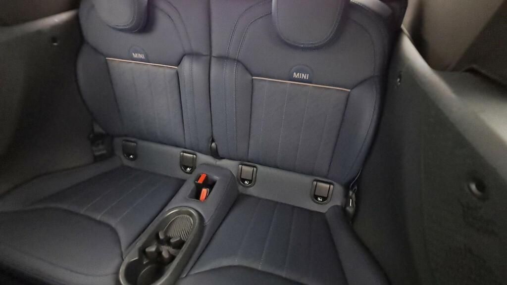 fotoG 9 del MINI MINI Cooper Cabrio C 120 kW (163 CV) 163cv Gasolina del 2025 en Madrid