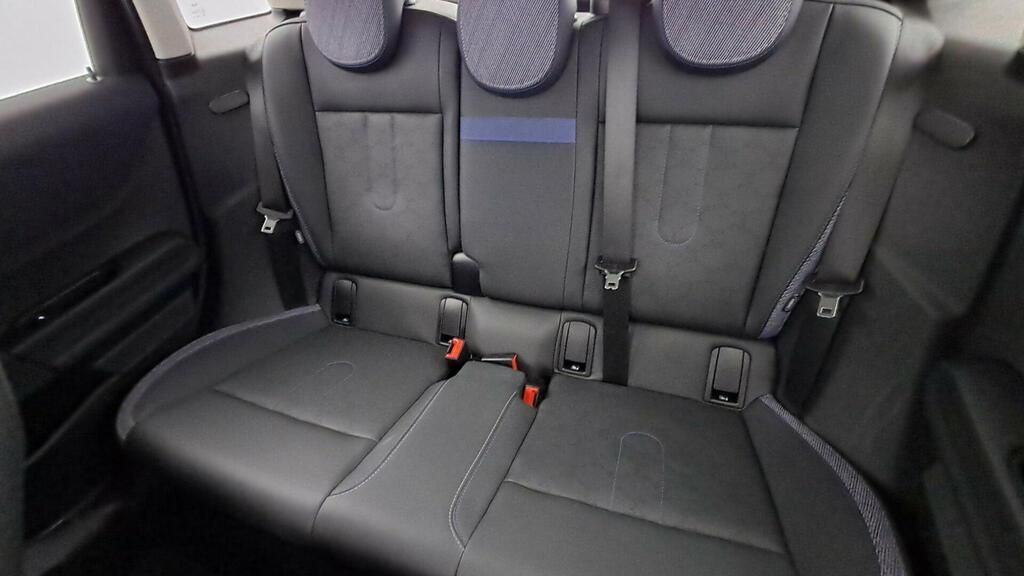 fotoG 9 del MINI MINI Cooper 5 Puertas C 115 kW (156 CV) 156cv Gasolina del 2025 en Madrid