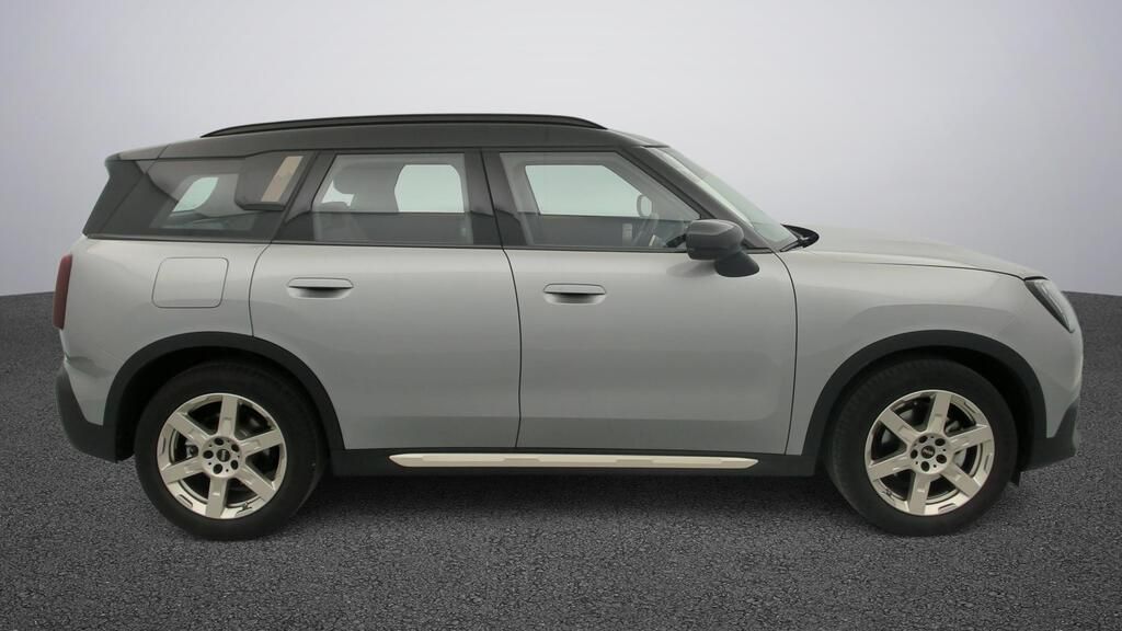 fotoG 3 del Mini MINI Countryman Countryman D 163cv Diésel del 2025 en Madrid