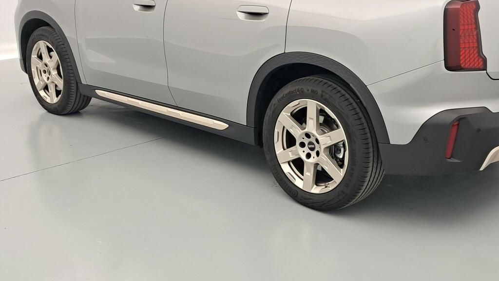 fotoG 18 del Mini MINI Countryman Countryman D 163cv Diésel del 2025 en Madrid