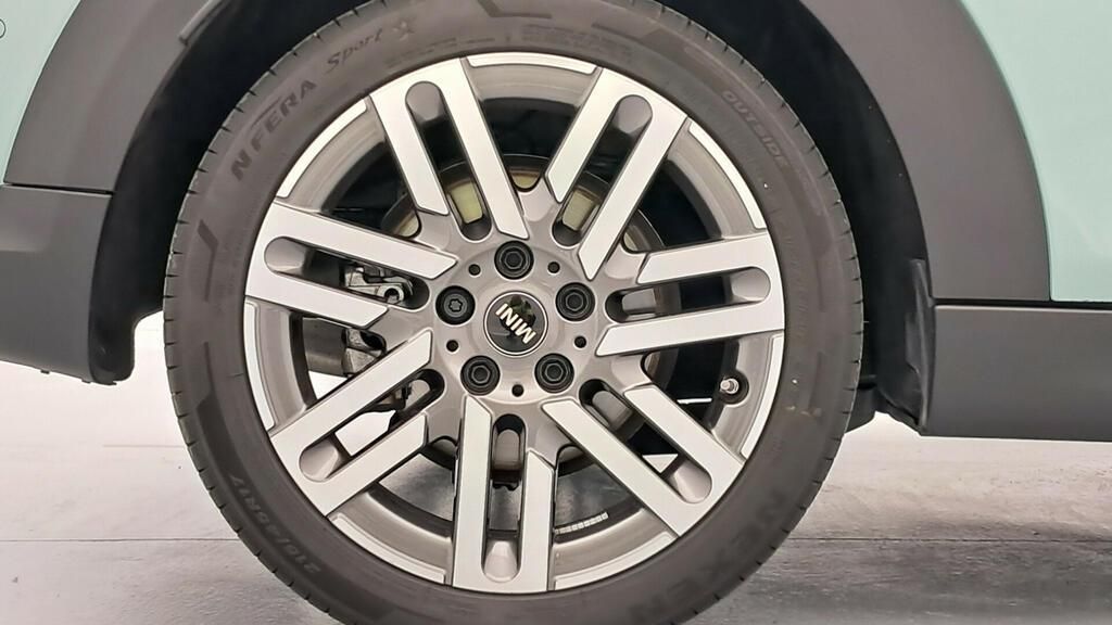 fotoG 13 del MINI MINI Cooper 5 Puertas S 150 kW (204 CV) 204cv Gasolina del 2025 en Madrid