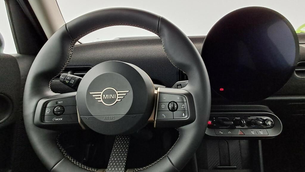 fotoG 7 del MINI MINI Cooper 5 Puertas S 150 kW (204 CV) 204cv Gasolina del 2025 en Madrid