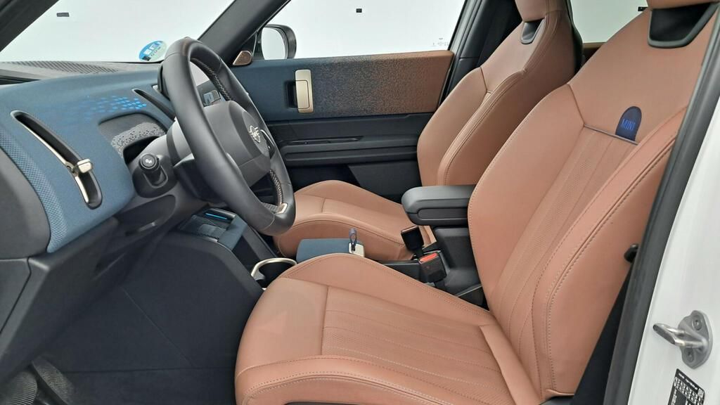 fotoG 8 del MINI MINI Countryman D 120 kW (163 CV) 163cv Diésel del 2025 en Madrid