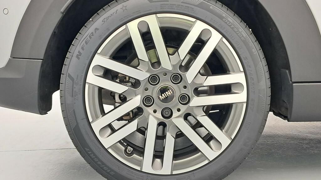 fotoG 12 del MINI MINI Cooper 5 Puertas C 115 kW (156 CV) 156cv Gasolina del 2025 en Madrid