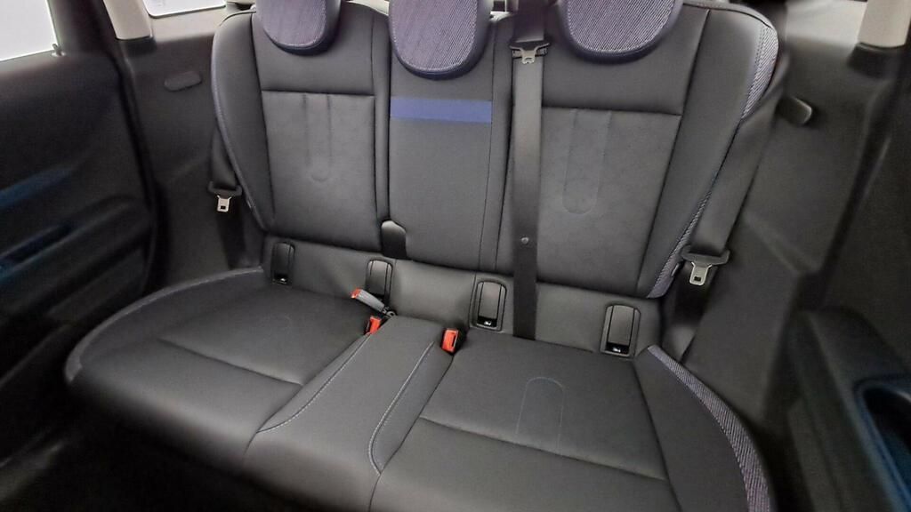 fotoG 9 del MINI MINI Cooper 5 Puertas C 115 kW (156 CV) 156cv Gasolina del 2025 en Madrid